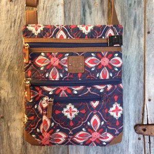 Stone Mountain Crossbody